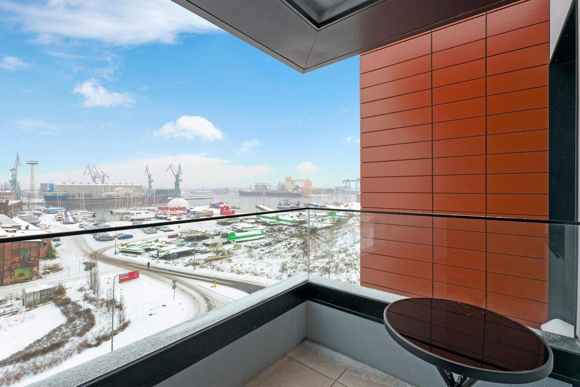 Doki Living By Blue Mandarin Parking & Foodhall Gdańsk Eksteriør bilde