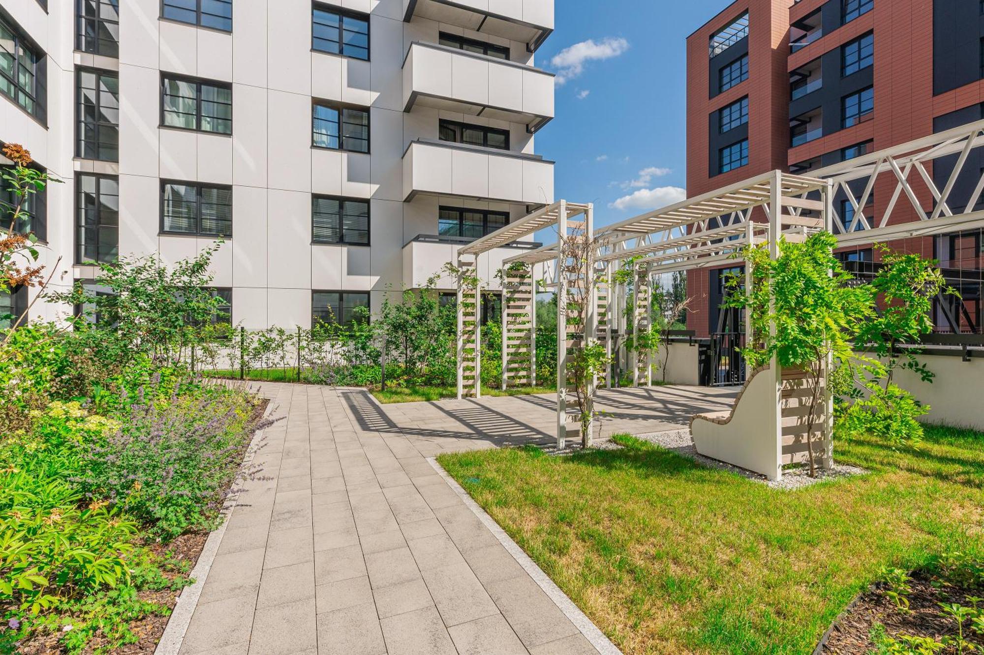 Doki Living By Blue Mandarin Parking & Foodhall Gdańsk Eksteriør bilde