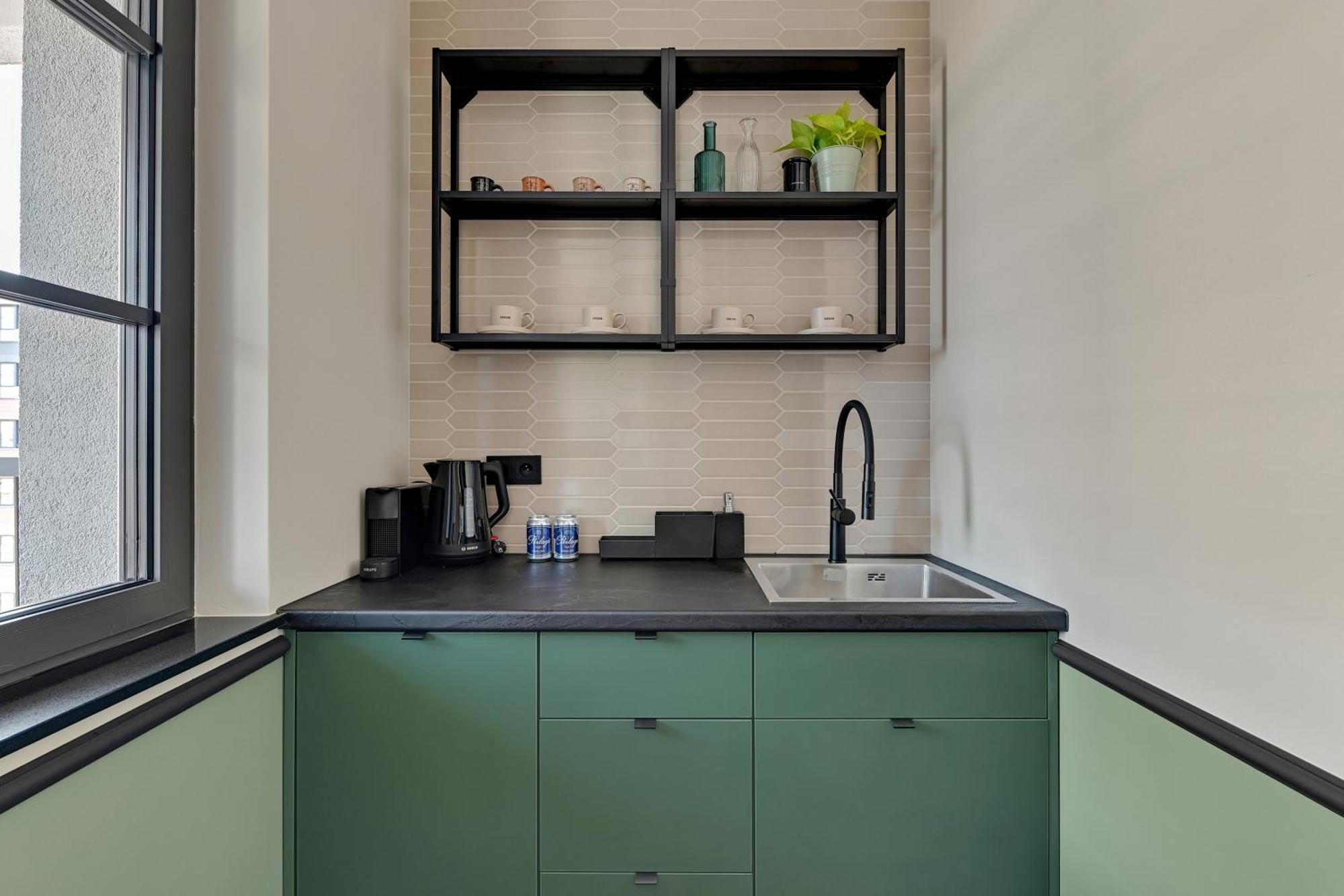Doki Living By Blue Mandarin Parking & Foodhall Gdańsk Rom bilde
