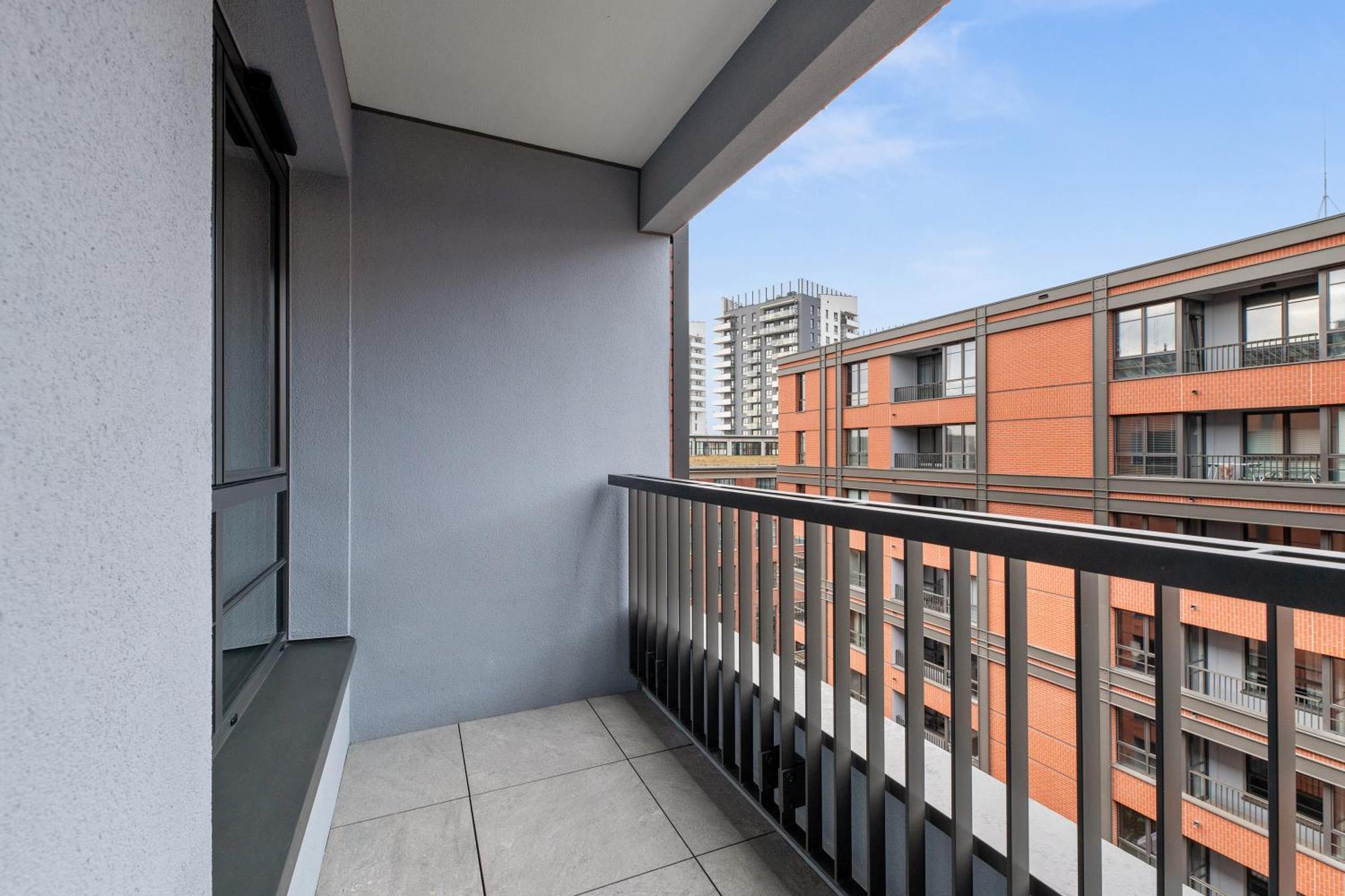 Doki Living By Blue Mandarin Parking & Foodhall Gdańsk Rom bilde