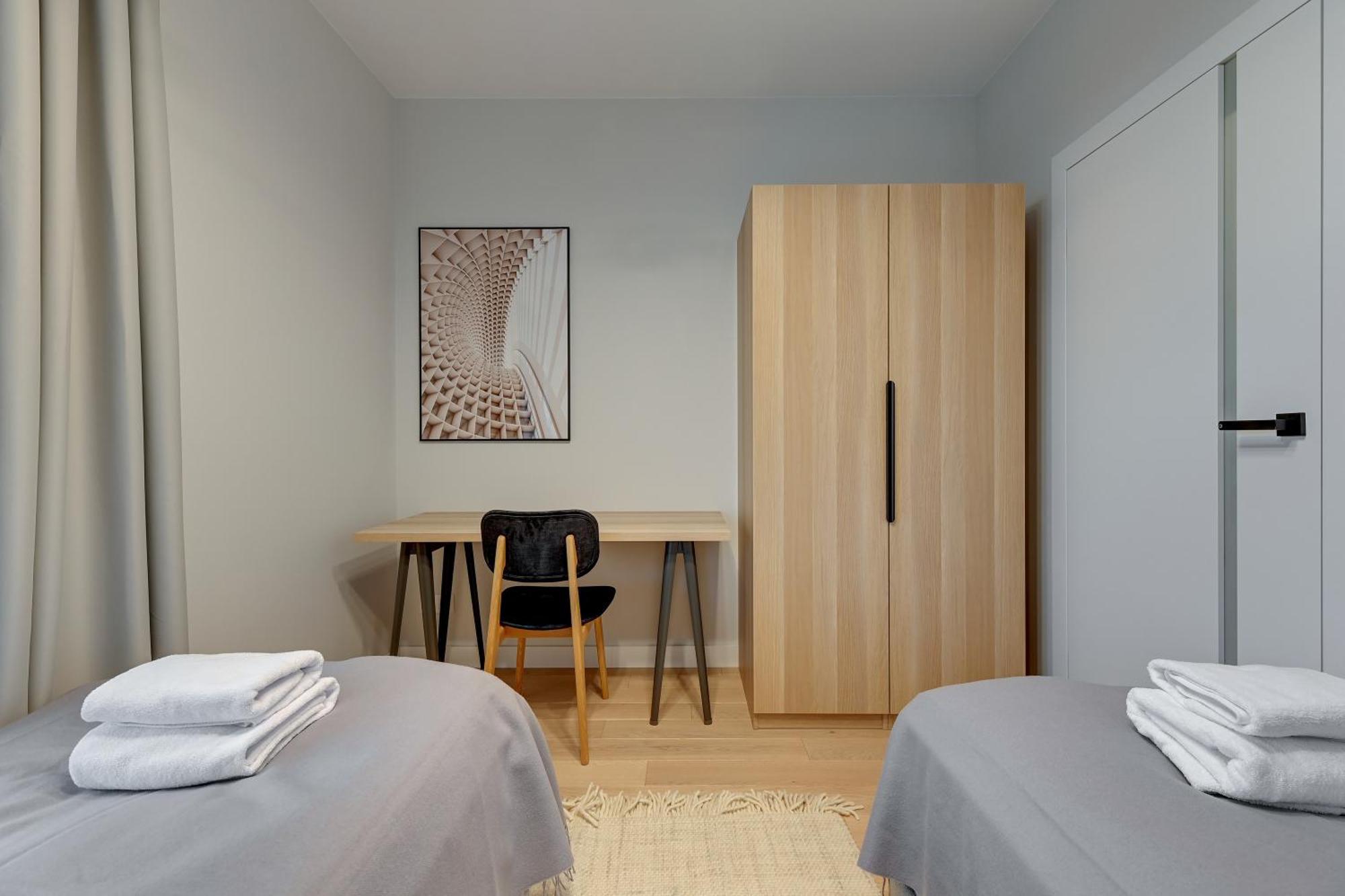 Doki Living By Blue Mandarin Parking & Foodhall Gdańsk Rom bilde
